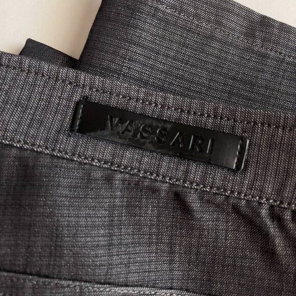 NWOT Vassari Handcrafted Charcoal Gray Jeans Size 38 - Picture 5 of 10